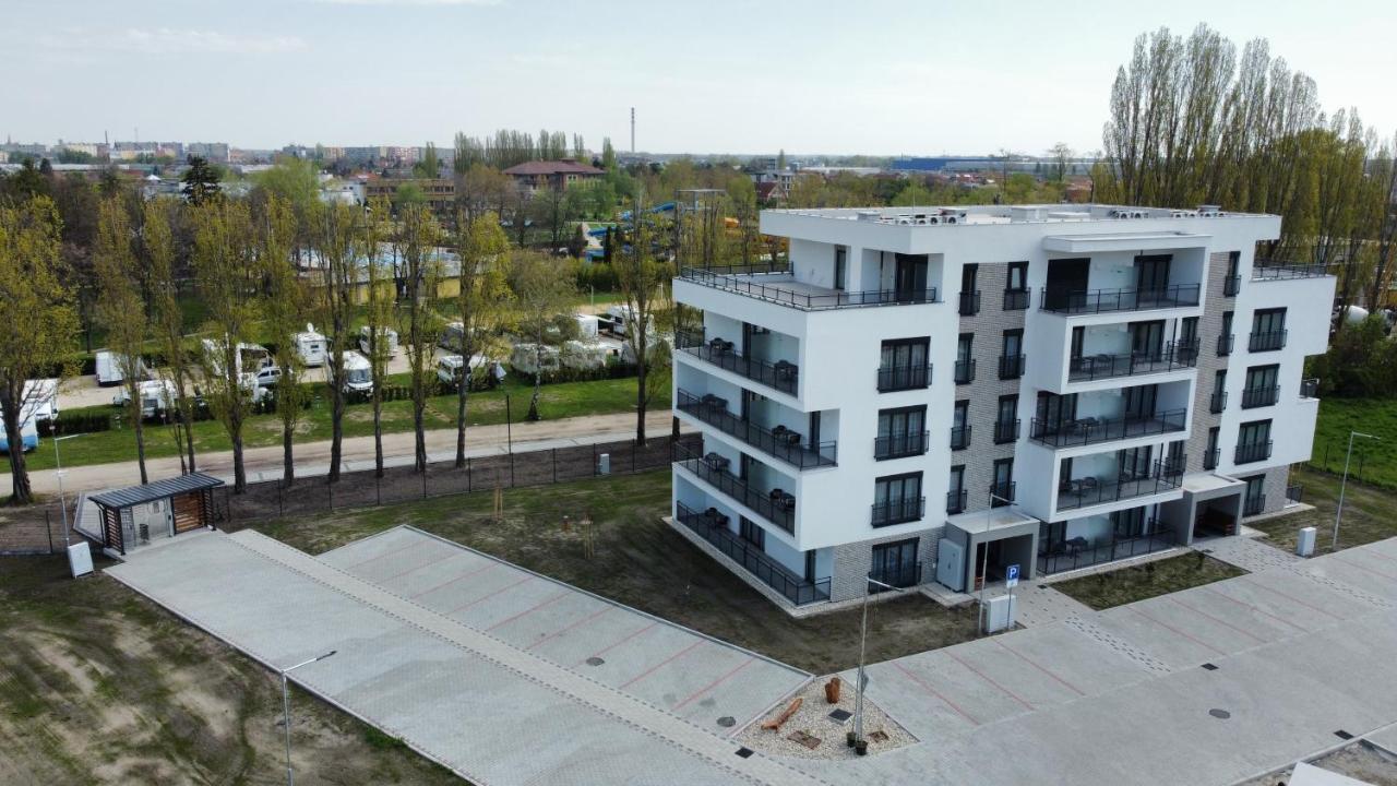 Rivapark Apartman Dunaszerdahely Kültér fotó