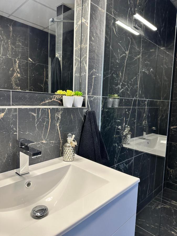 Rivapark Apartman Dunaszerdahely Kültér fotó