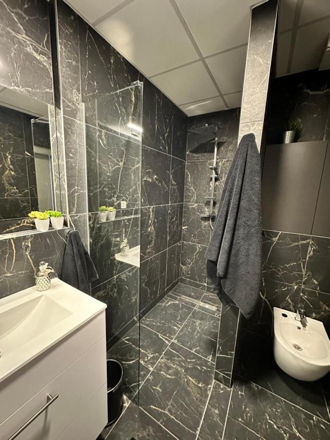 Rivapark Apartman Dunaszerdahely Kültér fotó